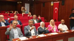 Fatma Başkan: “Ne çektin be İzmit Belediyesi, Sen de alıştın artık haksızlığa uğramaya…”