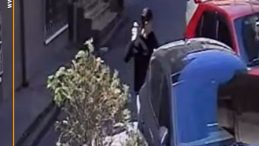 Park halindeki araca taşlı saldırı