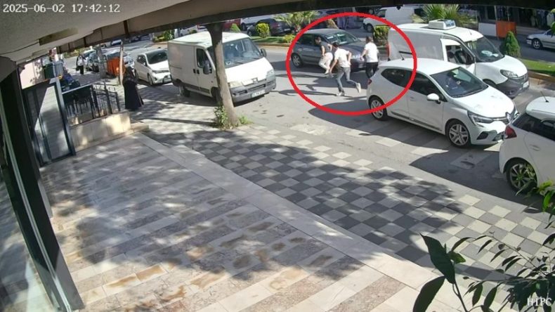 Yol vermeyen 3 maganda anne ile oğluna saldırdı; 5 yaşındaki çocuk yaralı