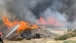 Fabrikada korkutan yangın: Yaralılar var
