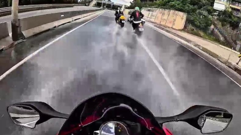 Yol değil, tuzak: 3 motorcunun yaralandığı kazanın yeni görüntüleri ortaya çıktı