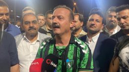 Anahtar Parti Lideri Ağıralioğlu, Kocaeli’de halı sahada maç yaptı