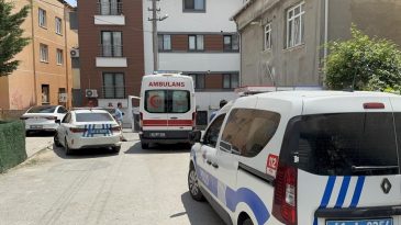 Bıçaklı kavga: 2 kardeş ve polis memuru yaralandı