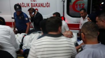 Başkan Bıyık, Kocaeli Üniversitesi Hastanesi’ne sevk edildi