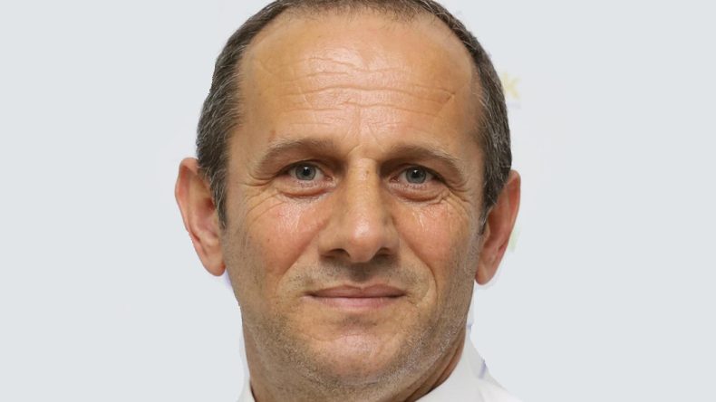 Kocaeli Büyükşehir Belediyesi personeli Muhsin Dereci kalbine yenik düştü