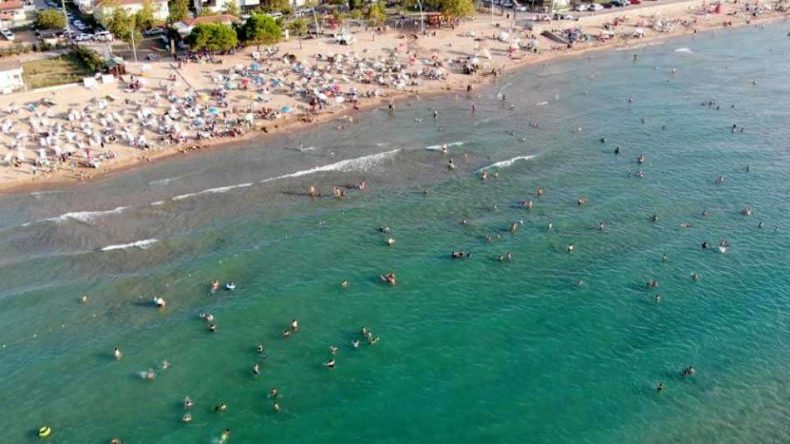 Kaymakamlık duyurdu: İki yer dışında Kandıra’da denize girmek yasaklandı