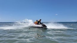 Kandıra’da boğulma tehlikesi geçiren genç herkesi uyardı