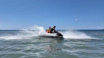 Kandıra’da boğulma tehlikesi geçiren genç herkesi uyardı