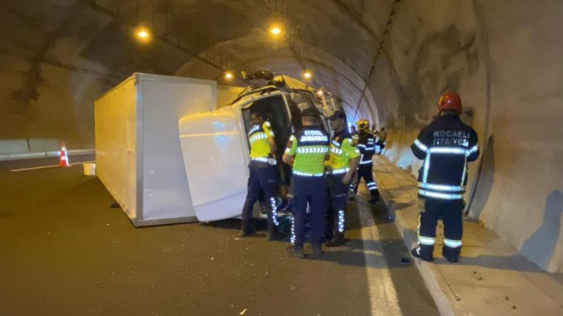 Tünelde feci kaza: Yaralılar var
