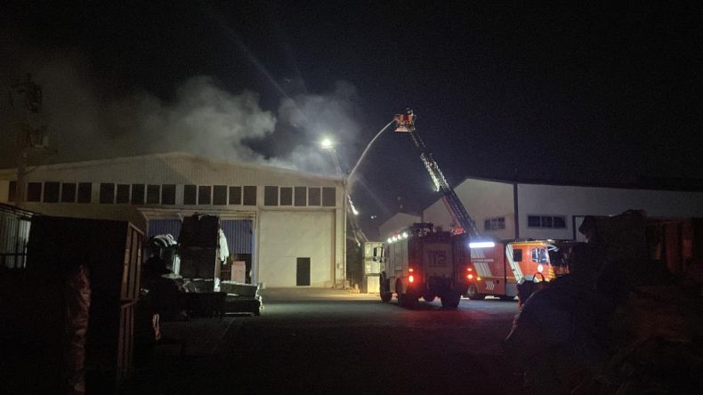 İzmit’te kimya fabrikasında yangın