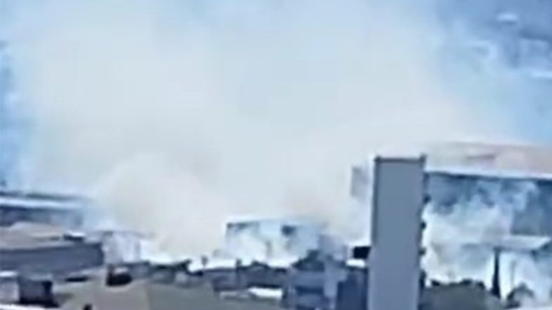 Fabrikada patlama oldu, yangın çıktı