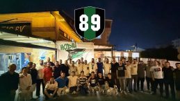 Kocaelisporlu taraftarlar ‘Hodri Meydan’ Başkanı Serhat Şimşek’i bağrına bastı