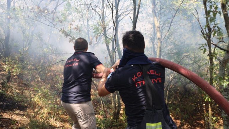 Karamürsel yangını için seferberlik ilan edildi