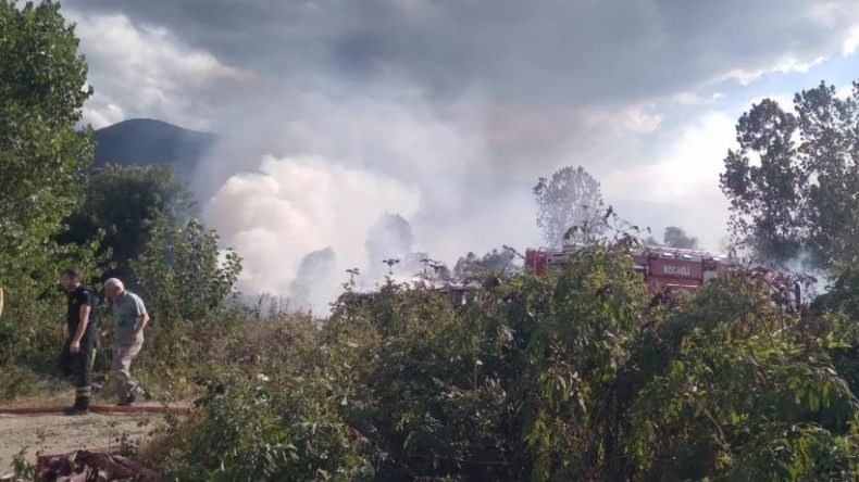Kartepe Acısu’da yangın