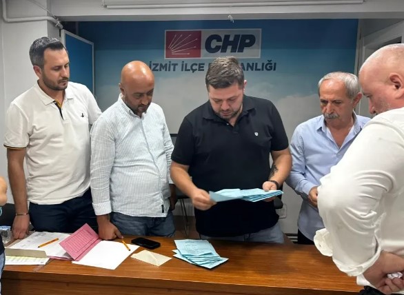 CHP delege seçiminde gerginlik: Alikahya Fatih’te kazanan liste belli oldu