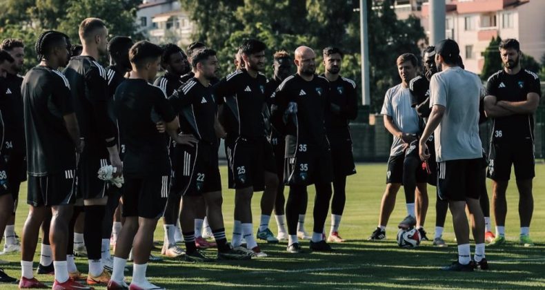 8’i kiralık, 18 futbolcu Kocaelispor’un kadrosuna katıldı