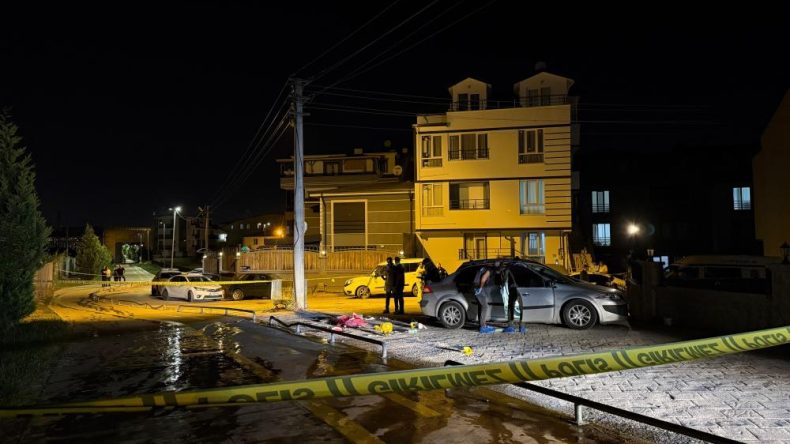 Dehşet saçtı: Silahla iki kişiyi öldürdü, sonra kendi ölü bulundu