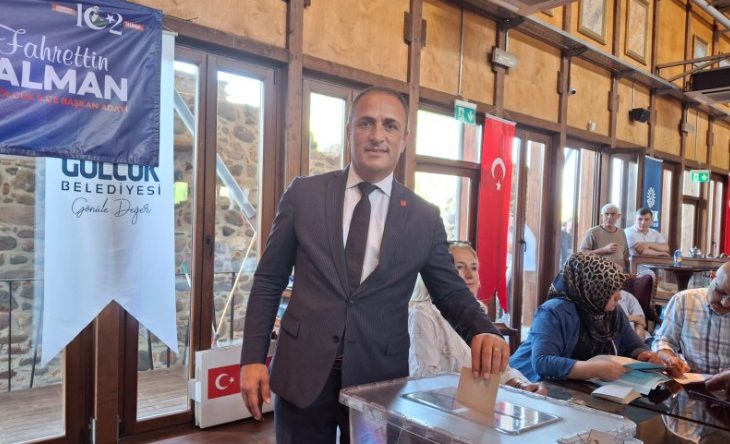 CHP Gölcük’te Mehmet Uzuner kazandı