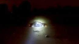 Sürücünün kontrolünden çıkan araç taklalar atarak tarlaya uçtu