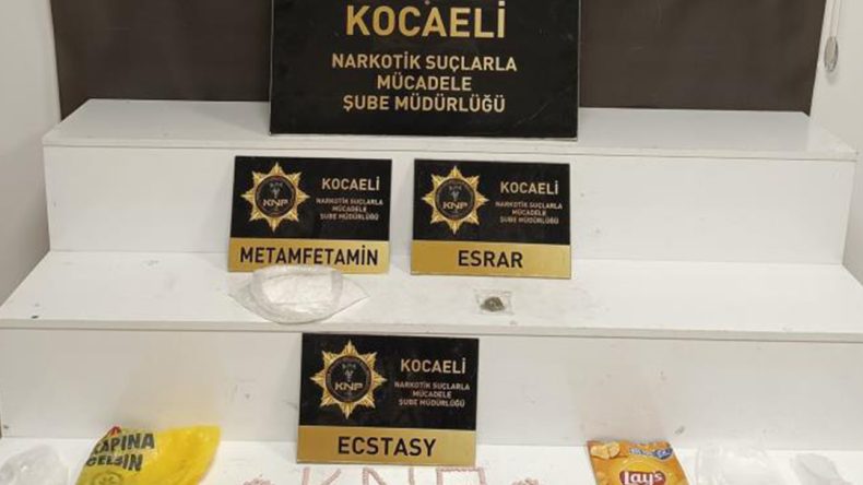 Narkotik ekiplerinden operasyon: 500 gram metamfetamin ele geçirildi