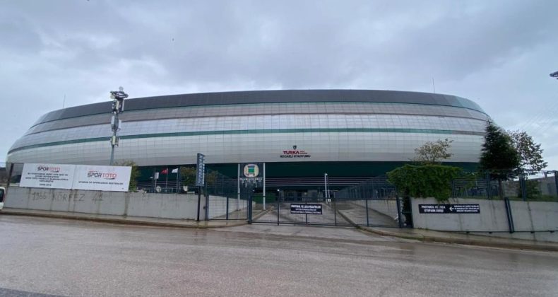 Başkan Büyükakın’dan Kocaelispor’a güçlü sponsor: Beklenen imzalar atıldı