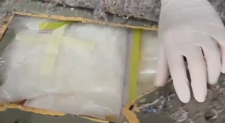 Otoyolda tarihi operasyon: 100 kilo uyuşturucu cipin bagajında bulundu