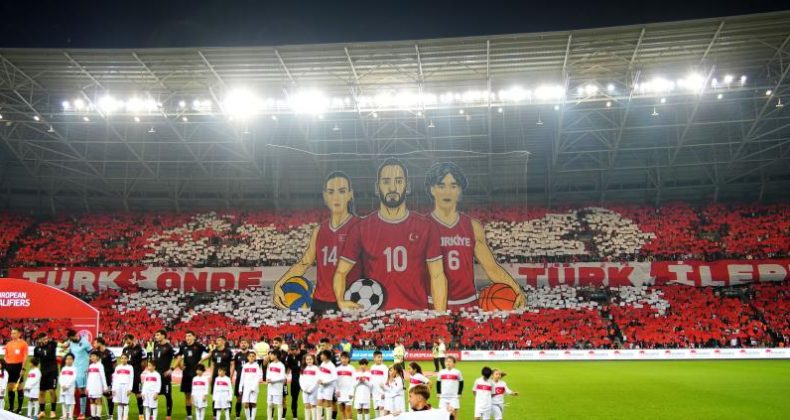 Hodri Meydan’dan tarihi kareografi: Türkiye konuşuyor