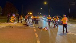 Motosiklet ile midibüs çarpıştı: 1 ölü