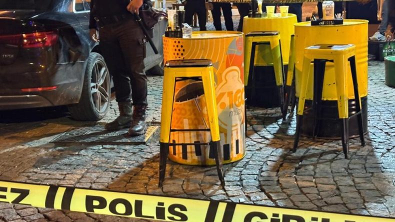 Ortalık bir anda karıştı: İzmit’te silahlı kavga, yaralılar var