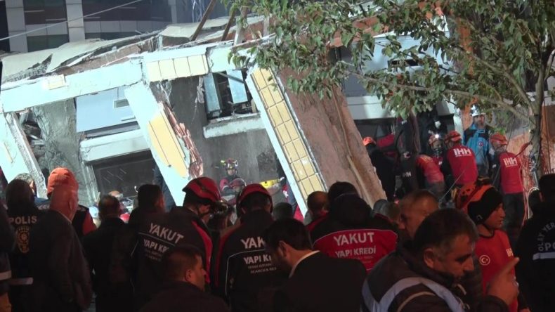 Kocaeli’nde arama kurtarma çalışmalarında 16 saat geride kaldı