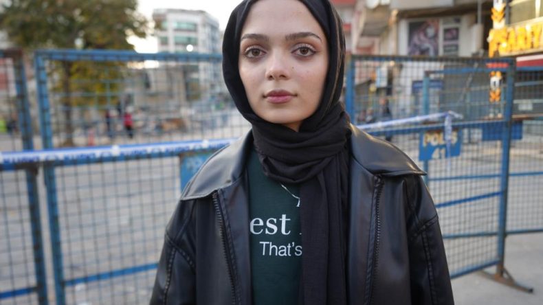 Gebze’de çöken binanın yanındaki apartman sakini: “Deprem oldu sandık, evimizde ciddi hasar oluştu”