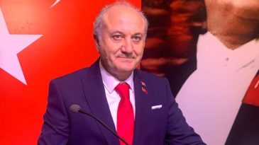 CHP İl Kongresi’nde Erdem Arcan’ın konuşması salonu ayağa kaldırdı