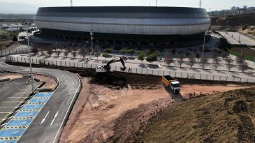 Kocaeli Stadı’nın çevresinde çalışmalar devam ediyor