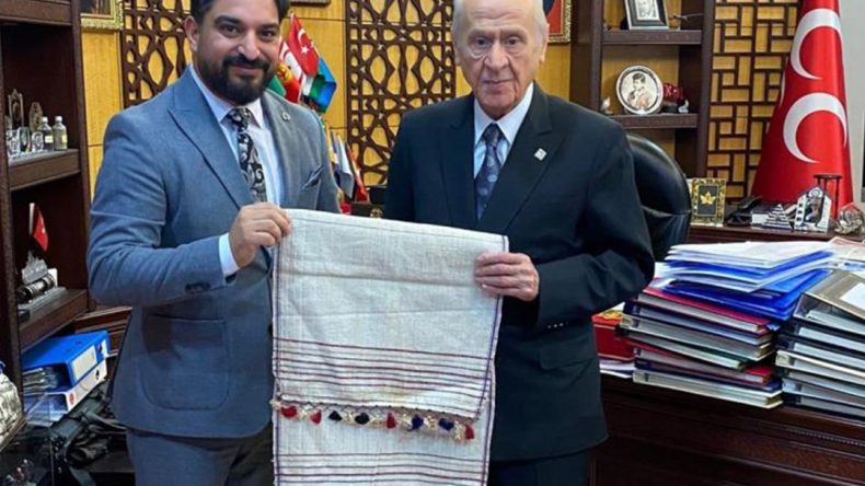 Roman toplumu projelerini Devlet Bahçeli’ye anlattılar