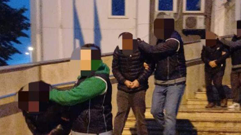 Kaçak göçmenleri taşıyan organizatörler yakalandı: 3 tutuklama