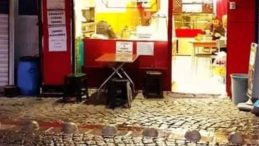 Bu lokantada siyaset konuşmak yasak