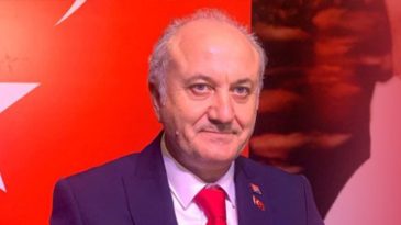 CHP Kocaeli ‘de devrim: Erdem Arcan İl Başkanı seçildi