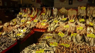 Balıkhan’daki tezgahlarda bolluk yok ama çeşit çok