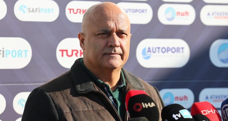 Futbolcu alacakları son günlerde konuşuluyordu; Kocaelispor’dan açıklama geldi