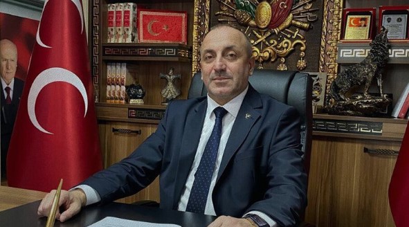 İlker Kazan: “Bu zihniyet İzmit’e hiçbir şey katamaz”