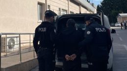 İzmit Otogar’da durdurulan şahsın “kasten öldürme” suçundan arandığı ortaya çıktı