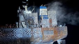 Kefken açıklarında vurulan gemide sızıntı tespit edildi