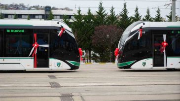 Büyükakın duyurdu: Tramvay kapasitesi iki katına çıkıyor