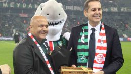 Kocaelispor ve Antalyaspor başkanlarından dostluk mesajı
