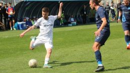 Silahlı saldırıya uğrayan futbolcu hayatını kaybetti