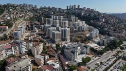 Başkan Büyükakın sorunu çözdü: Cedit’te kira yardımı devam edecek