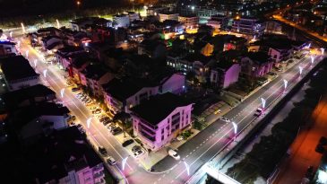 İzmit’in o sokak ve caddeleri de ışıl ışıl oldu