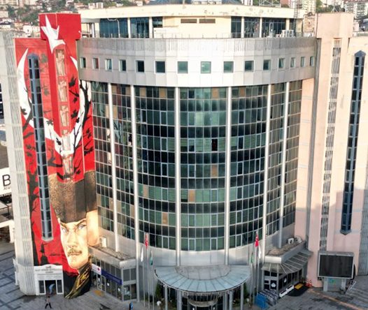 İzmit Belediyesi’nin vergi borcu ile ilgili iddialar belge ile yalanlandı