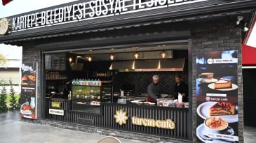 Kartepe’de öğrenciler yaşadı: Belediye’den sosyal tesiste özel indirimler