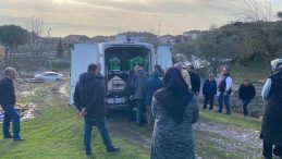 Tavuklarına yem vermek için gittiği bahçede ölü bulundu